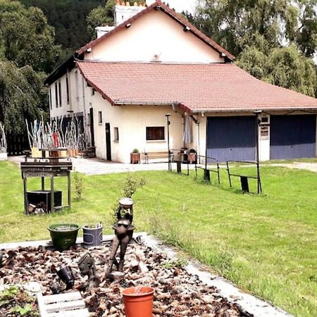 Gites, Les Jonquilles, Le Sagard Et Bungalow Les Brimbelles, Nature Et Detente La Houssiere 外观 照片