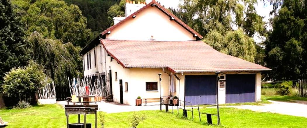 Gites, Les Jonquilles, Le Sagard Et Bungalow Les Brimbelles, Nature Et Detente La Houssiere 外观 照片