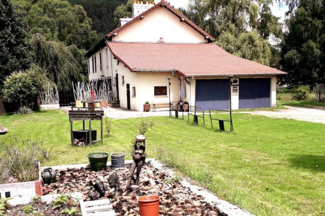 Gites, Les Jonquilles, Le Sagard Et Bungalow Les Brimbelles, Nature Et Detente La Houssiere 外观 照片